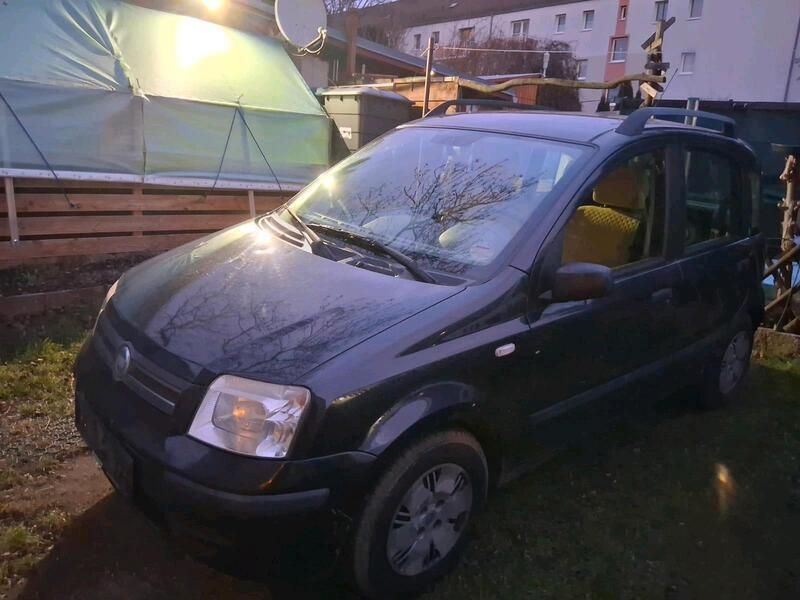 Schwarz Gebraucht 2003 Fiat Panda Kleinwagen | 2.300 € (Etwas zu teuer) - Bild 1/2