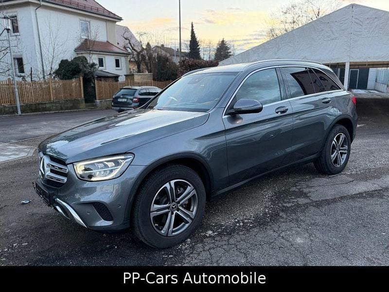 Gebraucht Mercedes GLC220 Advanced 194 PS (142 kW) 2022 Grau SUV