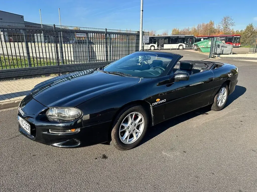 Gebraucht Chevrolet Camaro 193 PS (141 kW) 1999 Schwarz Cabrio
