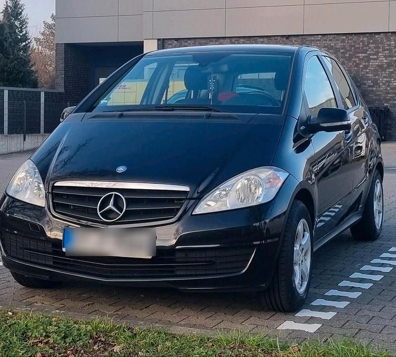 Gebraucht Mercedes A180 116 PS (85 kW) 2009 Schwarz Kleinwagen