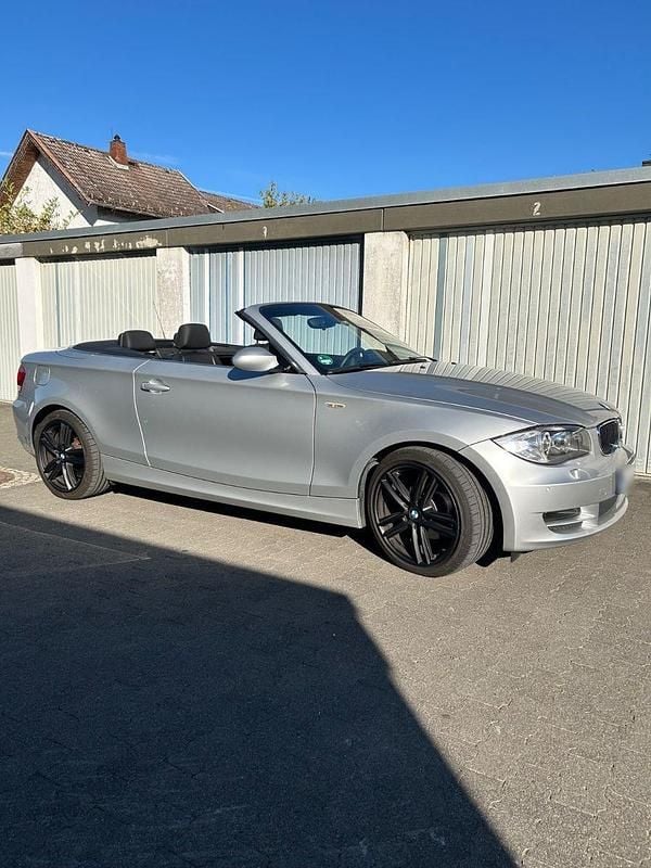 Gebraucht BMW 125 Cabriolet 218 PS (160 kW) 2008 Silber Cabrio