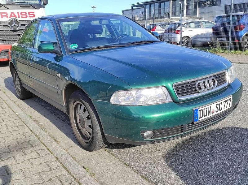 Usata Audi A4 125 CV (91 kW) 2000 Verde Berlina