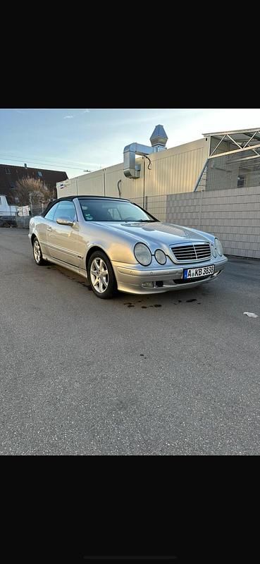Silber Gebraucht 2000 Mercedes CLK320 Cabrio | 2.000 € (Guter Preis) - Bild 1/4