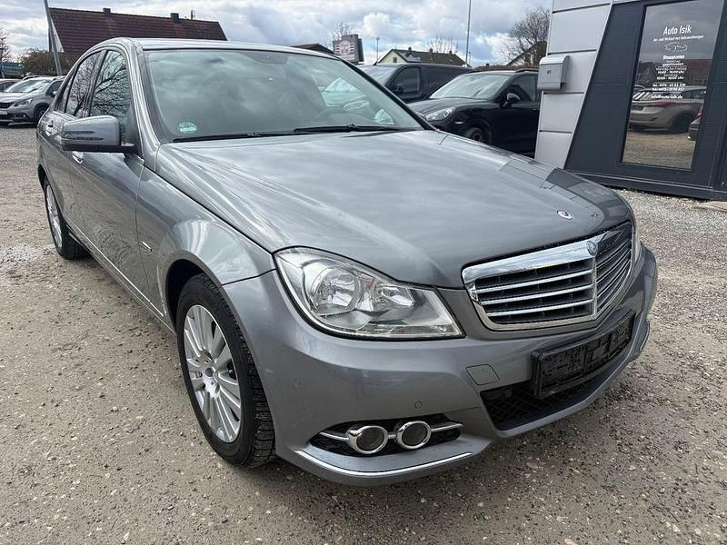 Gebraucht Mercedes C220 170 PS (125 kW) 2011 Silber Limousine