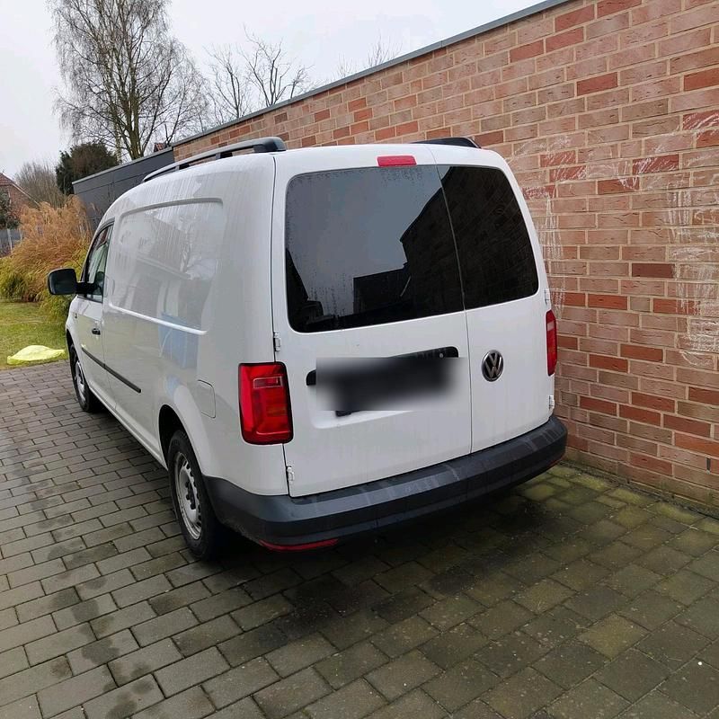 Gebraucht VW Caddy Maxi 102 PS (75 kW) 2018 Weiß Van / Kleinbus