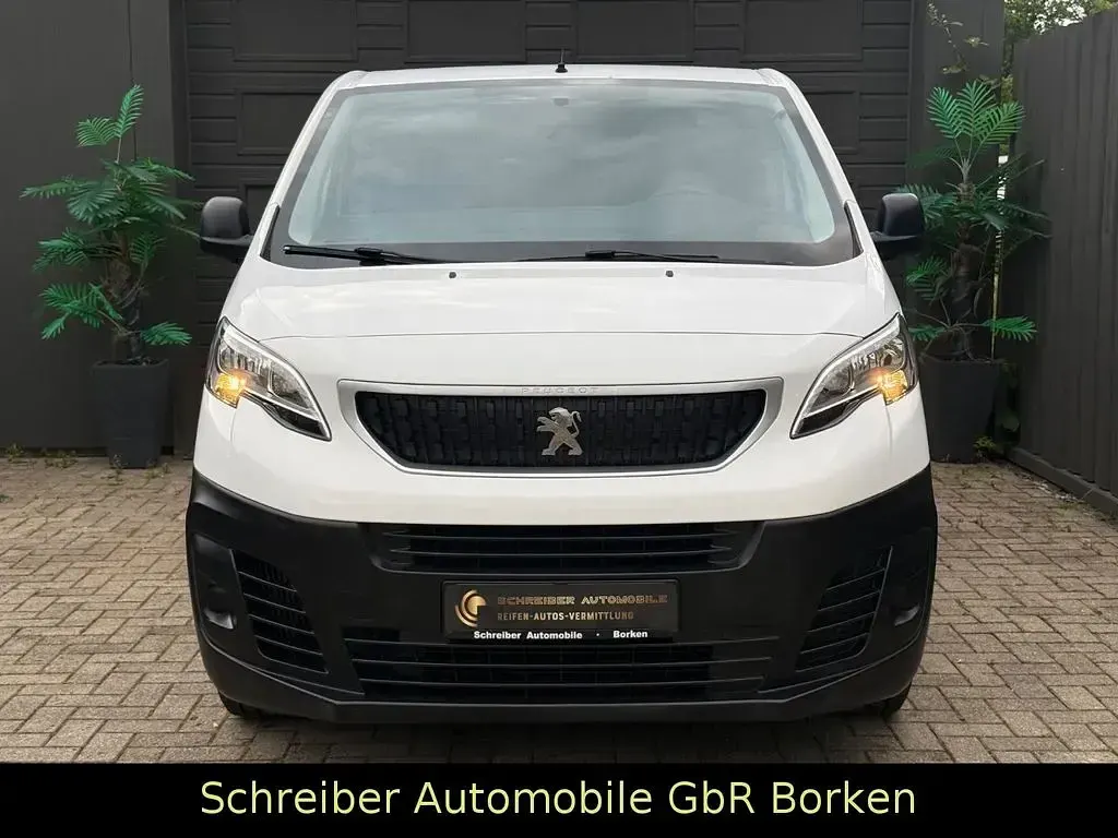 Używany Peugeot Expert 95 KM (69 kW) 2017 Biały Van
