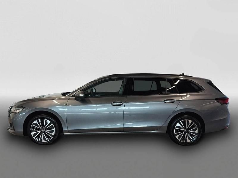 Usata Skoda Superb Selection 265 CV (194 kW) 2025 Grigio Station wagon