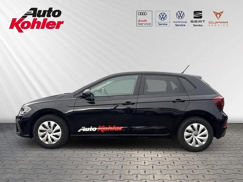 Gebraucht VW Polo Life 95 PS (69 kW) 2025 Deep black perleffekt (schwarz) Kleinwagen