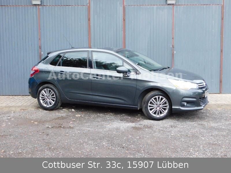 Gebraucht Citroën C4 Tendance 120 PS (88 kW) 2011 Grau Limousine