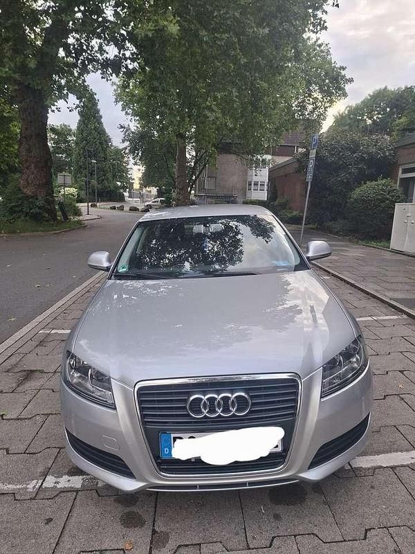Gebraucht 2010 Audi A3 Sportback Ambiente Kombi | 8.400 € (Guter Preis) - Bild 1/4