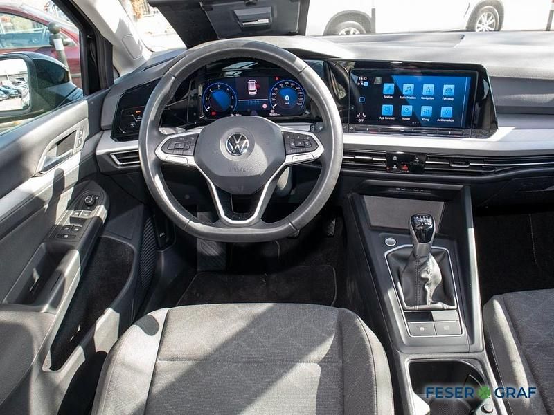 Gebraucht VW Golf VIII S 116 PS (85 kW) 2022 Deep black perleffekt Kombi