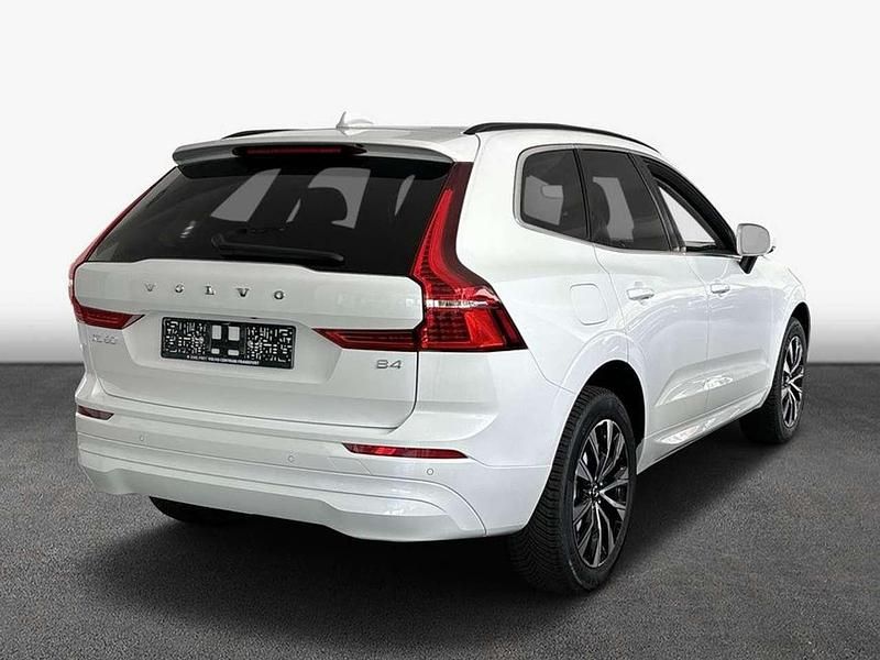 Gebraucht Volvo XC60 Plus 197 PS (144 kW) 2025 Crystal white SUV