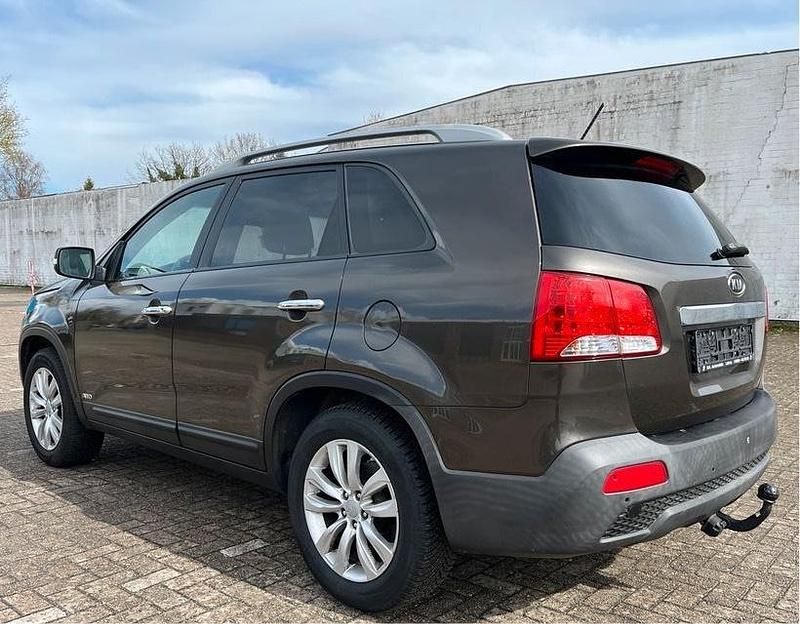 Gebraucht Kia Sorento 197 PS (144 kW) 2010 Braun SUV
