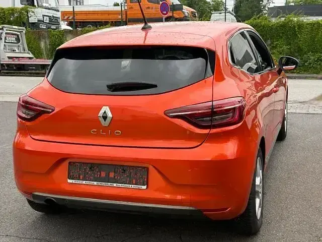 Gebraucht Renault Clio V Edition One 101 PS (74 kW) 2020 Orange Limousine