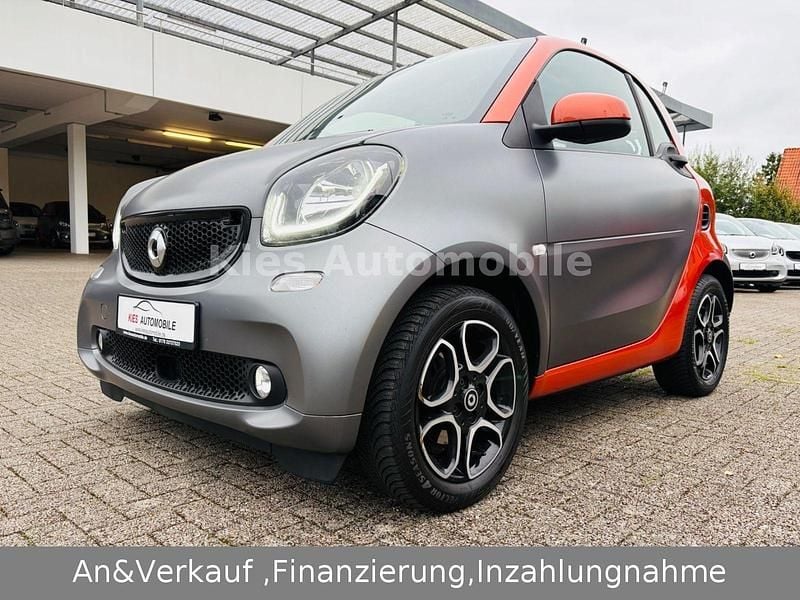 Grau Gebraucht 2019 Smart ForTwo Coupé Prime Kleinwagen | 16.970 € (Fairer Preis) - Bild 1/4