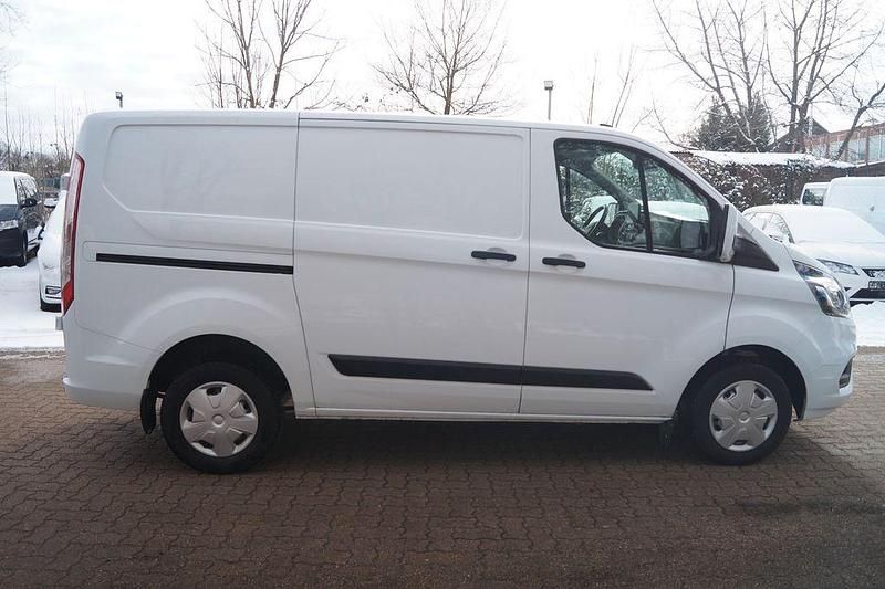 Gebraucht Ford Transit Custom 131 PS (96 kW) 2020 Weiß Van / Kleinbus