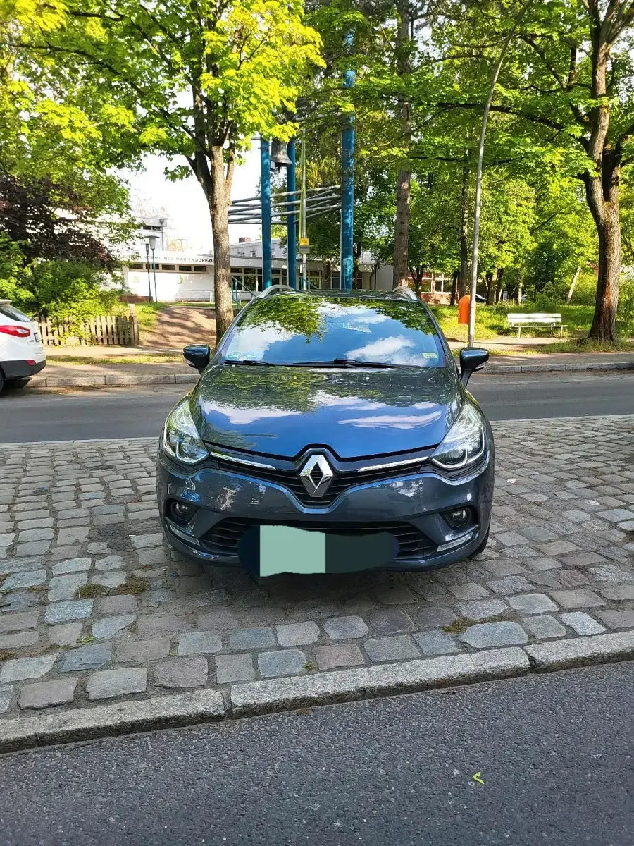 Gebraucht Renault Clio IV 90 PS (66 kW) 2019 Grau Limousine