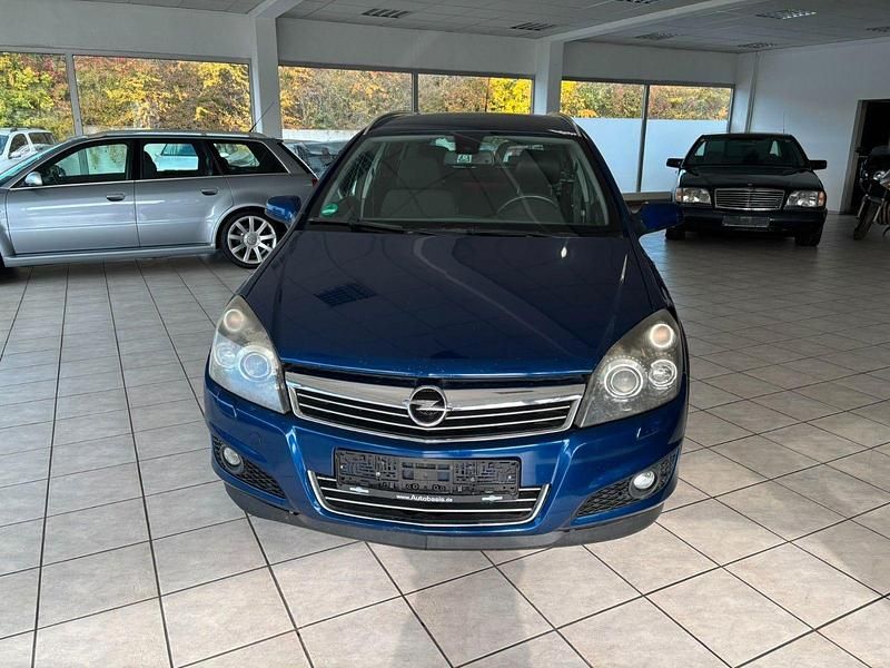 Gebraucht Opel Astra Innovation 120 PS (88 kW) 2009 Blau Kombi