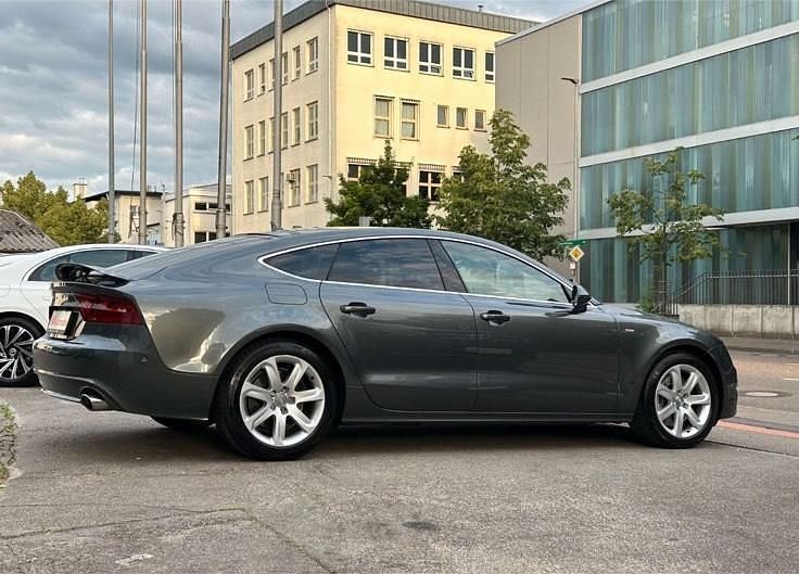 Gebraucht Audi A7 Sportback S-Line 313 PS (230 kW) 2012 Silber Kleinwagen
