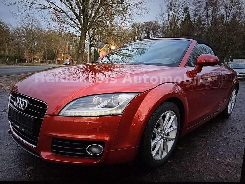 Gebraucht Audi TT Roadster 160 PS (117 kW) 2011 Rot Cabrio