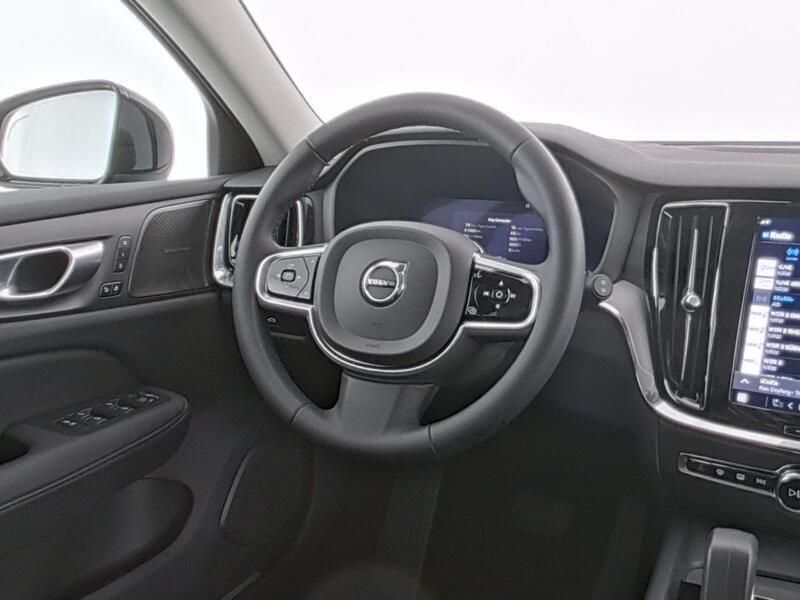 Gebraucht Volvo V60 CC Plus 197 PS (144 kW) 2023 Schwarz Kombi