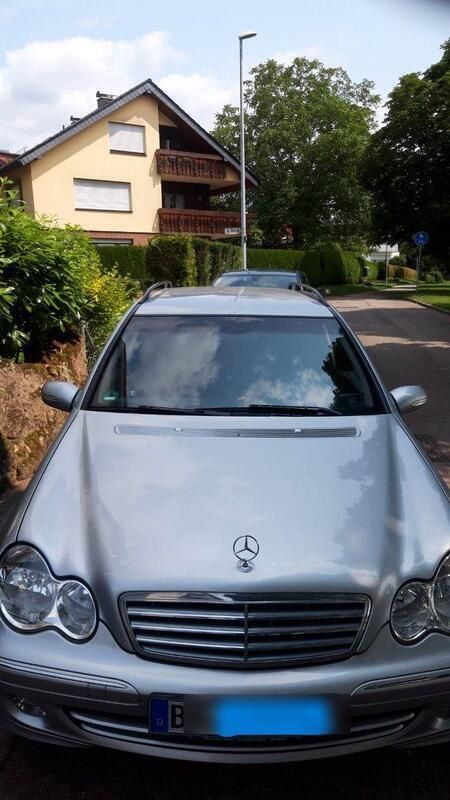 Silber Gebraucht 2004 Mercedes C220 Avantgarde Kombi | 3.850 € (Fairer Preis) - Bild 1/4