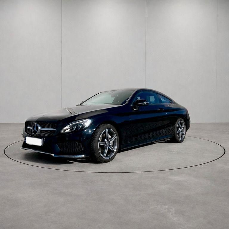 Gebraucht Mercedes C180 AMG line 156 PS (114 kW) 2016 Schwarz Coupé