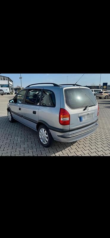 Gebraucht Opel Zafira 125 PS (91 kW) 2001 Grau Van / Kleinbus