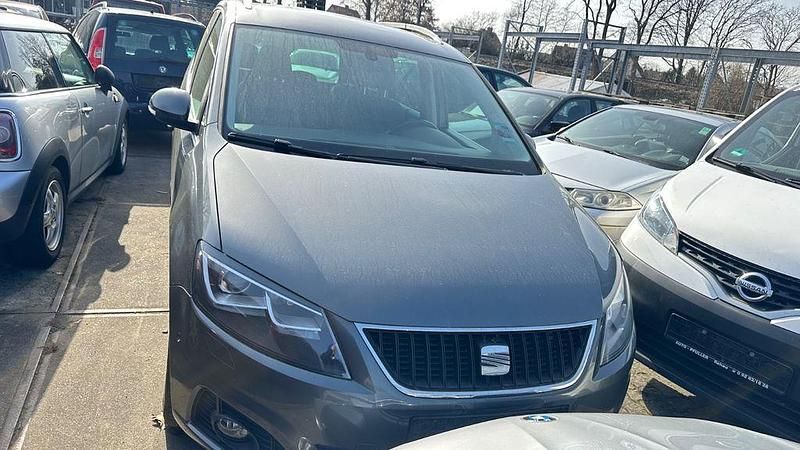 Gebraucht Seat Alhambra Style 170 PS (125 kW) 2011 Grau Van / Kleinbus