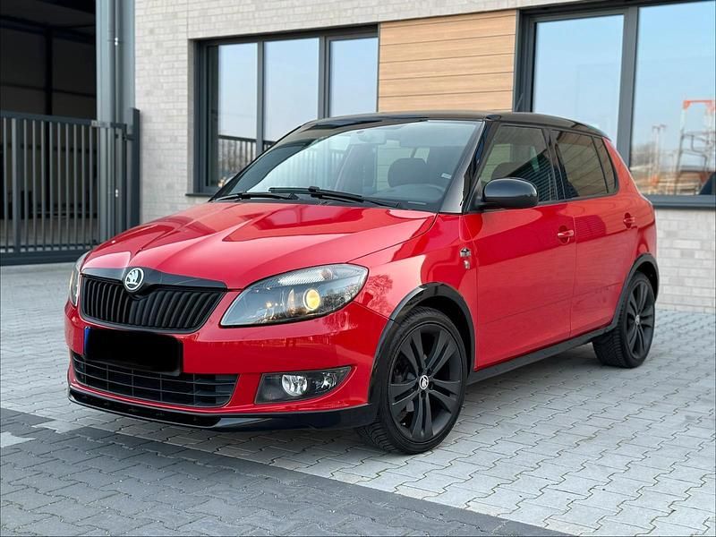 Gebraucht Skoda Fabia Monte Carlo 86 PS (63 kW) 2014 Rot Limousine