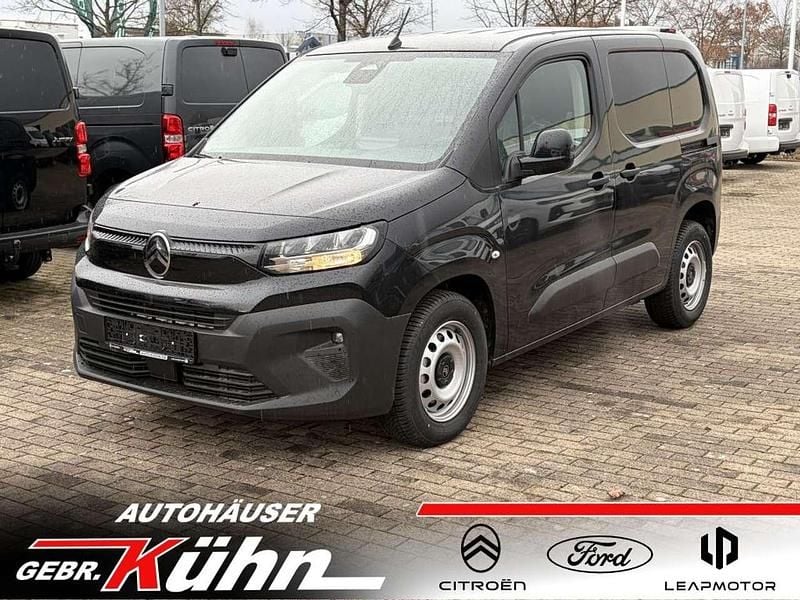 Neu Citroën Berlingo 110 PS (80 kW) 2026 Perlaneraschwarz Van / Kleinbus