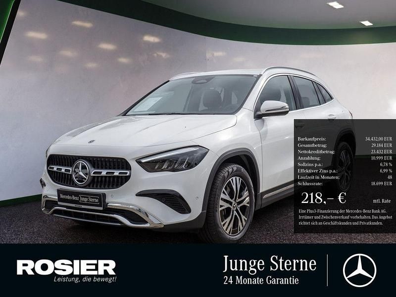 Weiss / polarweiß Gebraucht 2024 Mercedes GLA180 Advanced SUV | 34.432 € (Guter Preis) - Bild 1/4