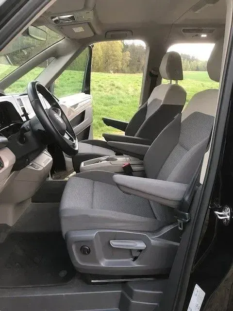 Usata VW Multivan 150 CV (110 kW) 2023 Nero Monovolume