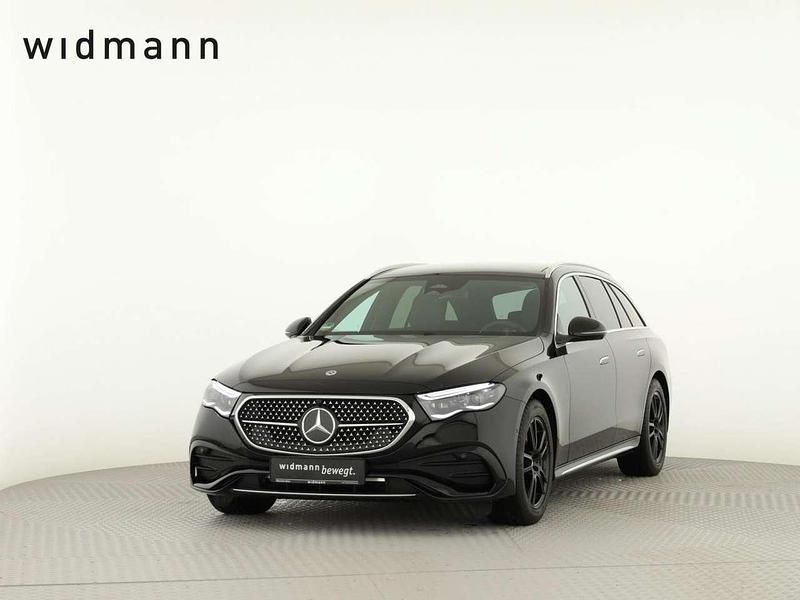 Metalliclack obsidianschwarz Gebraucht 2024 Mercedes E220 AMG Kombi | 52.750 € (Etwas zu teuer) - Bild 1/4