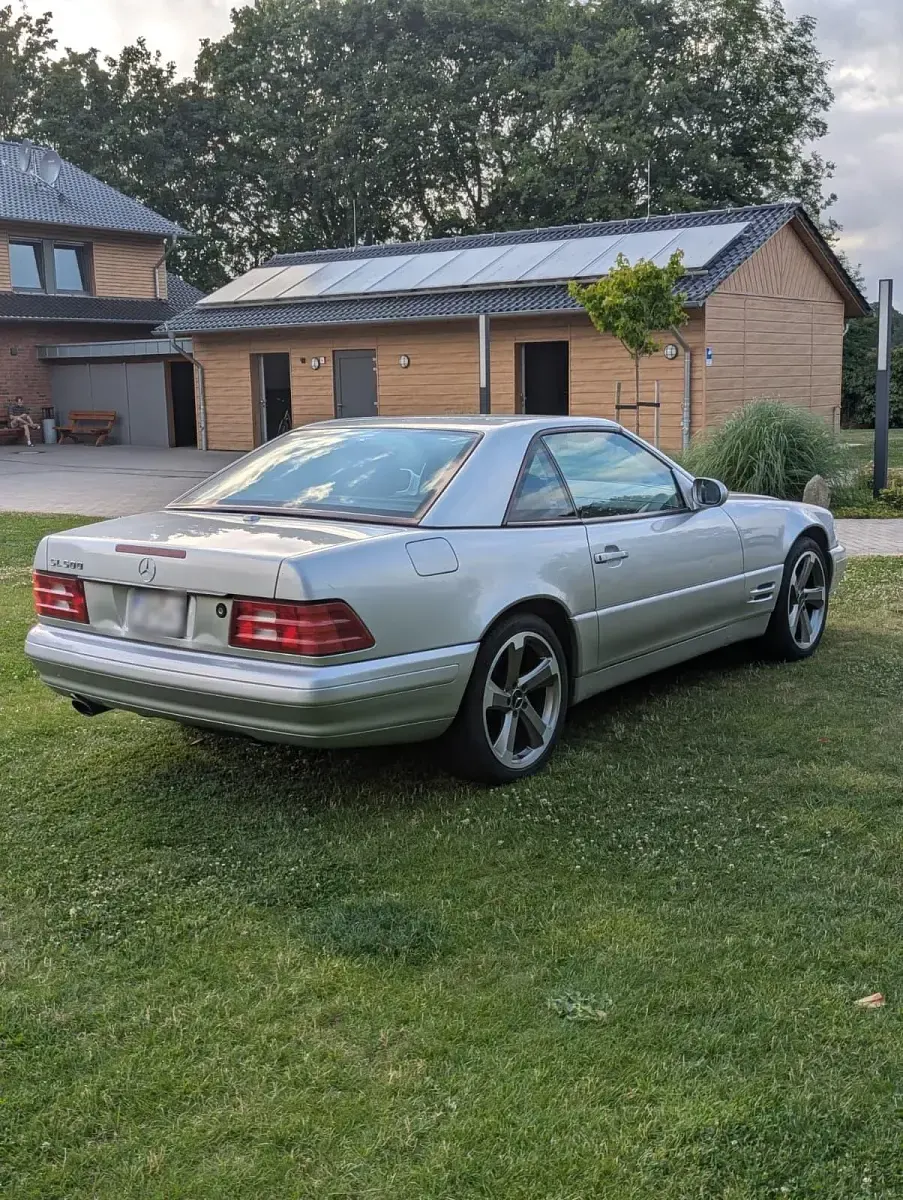 Gebraucht Mercedes SL500 306 PS (225 kW) 2000 Silber Cabrio