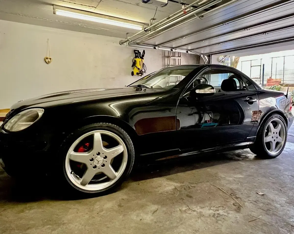 Gebraucht Mercedes SLK320 AMG 218 PS (160 kW) 2004 Schwarz Cabrio
