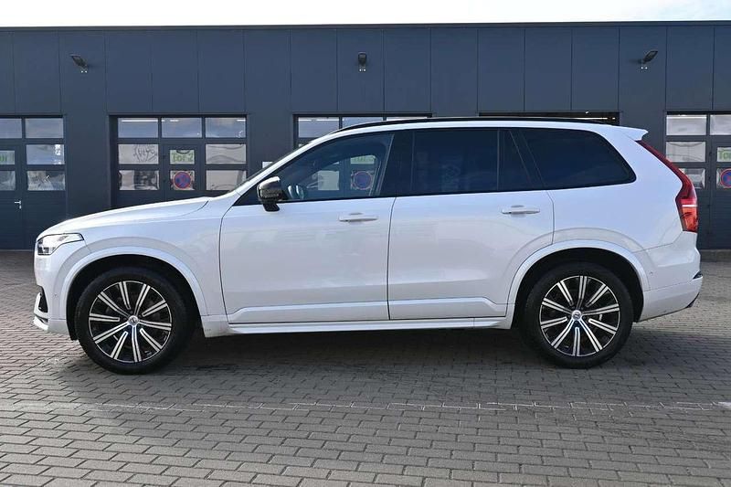 Second-hand Volvo XC90 Plus 235 CP (172 kW) 2022 Alb SUV