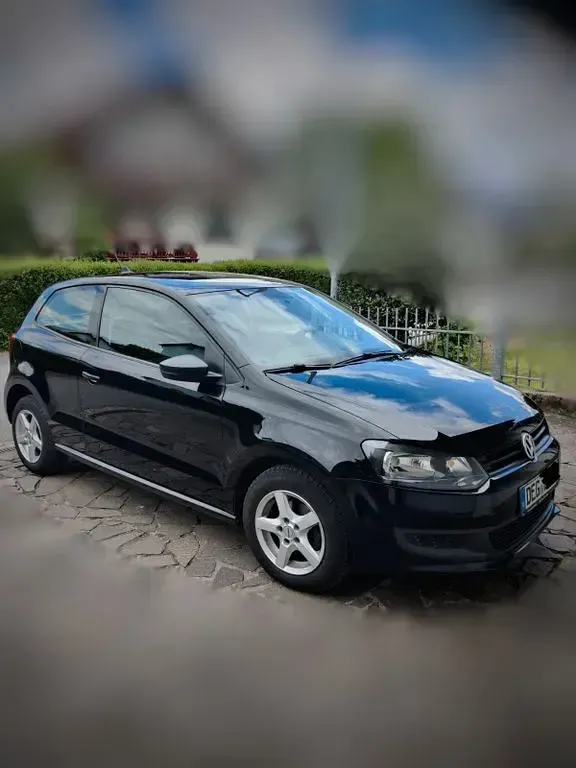 Gebraucht VW Polo Trendline 60 PS (44 kW) 2013 Schwarz Kleinwagen