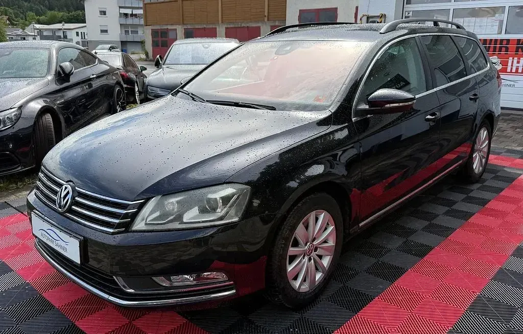 Gebraucht VW Passat Comfortline 140 PS (102 kW) 2014 Schwarz Kombi