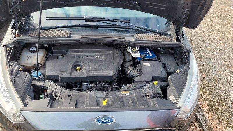 Gebraucht Ford C-MAX 150 PS (110 kW) 2016 Grau Van / Kleinbus