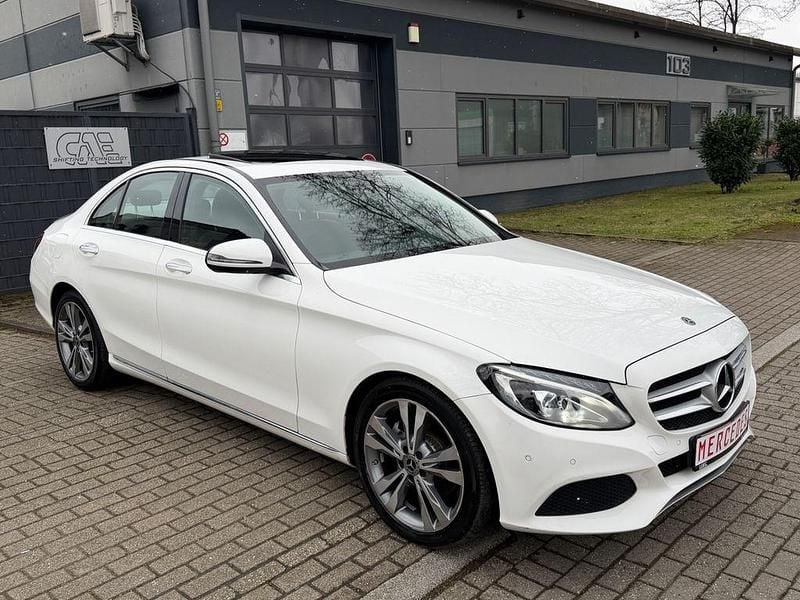 Gebraucht Mercedes C220 170 PS (125 kW) 2018 Weiß Limousine