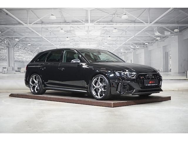 Gebraucht Audi RS4 Ambiente 470 PS (345 kW) 2025 Kombi
