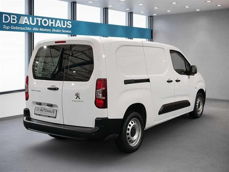 Gebraucht Peugeot Partner Premium 102 PS (75 kW) 2022 Weiß Van / Kleinbus