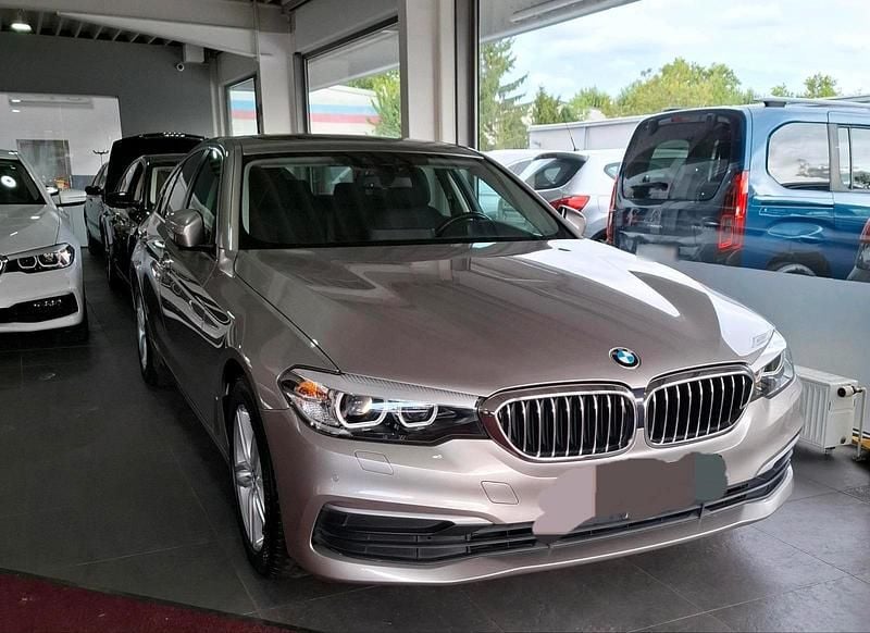 Brugt BMW 530 252 HK (185 kW) 2017 Sølv Sedan