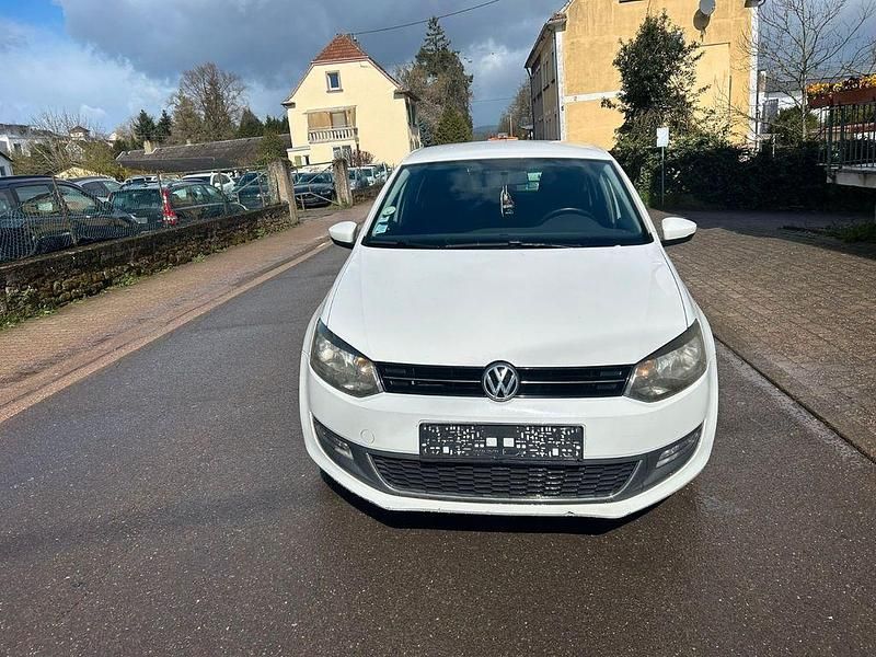 Gebraucht VW Polo Life 75 PS (55 kW) 2013 Weiß Kleinwagen