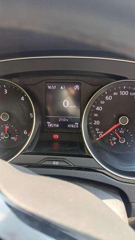 Gebraucht 2017 VW Passat Comfortline Kombi | 13.000 € (Guter Preis) - Bild 1/4