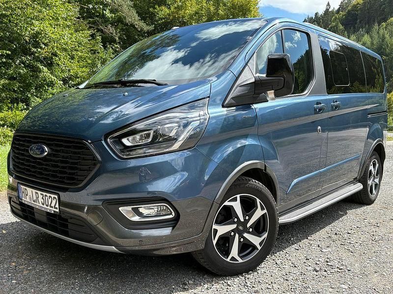 Blau Gebraucht 2021 Ford Tourneo Custom Active Van / Kleinbus | 38.400 € (Superpreis) - Bild 1/4
