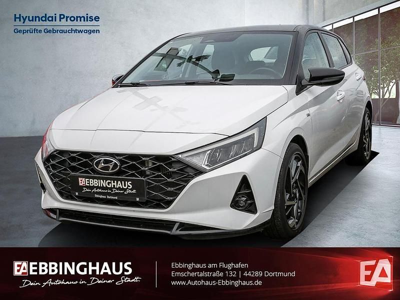 Weiß Gebraucht 2021 Hyundai i20 Intro Edition Kleinwagen | 11.999 € (Superpreis) - Bild 1/4