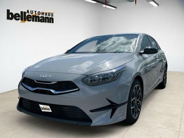 Gebraucht Kia Ceed 101 PS (74 kW) 2024 Othercolor Kleinwagen