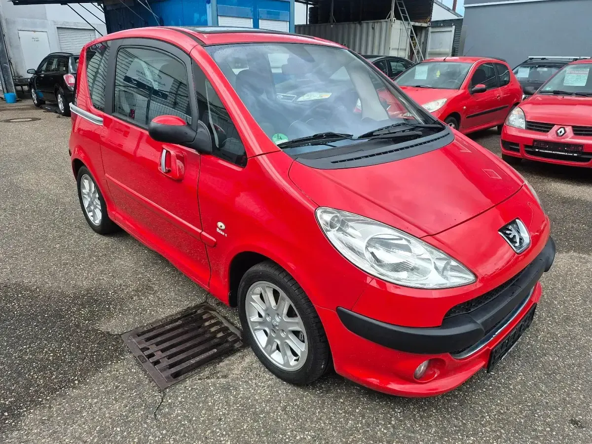 Gebraucht Peugeot 1007 109 PS (80 kW) 2005 Rot Van / Kleinbus